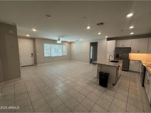 775 E Furness Drive Unit 101, Gilbert, AZ 85297
