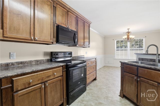 130 Terraza Lane, Savannah, GA 31405