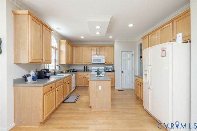 909 Newsome Ct, Goochland, VA 23063