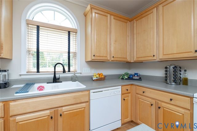 909 Newsome Ct, Goochland, VA 23063