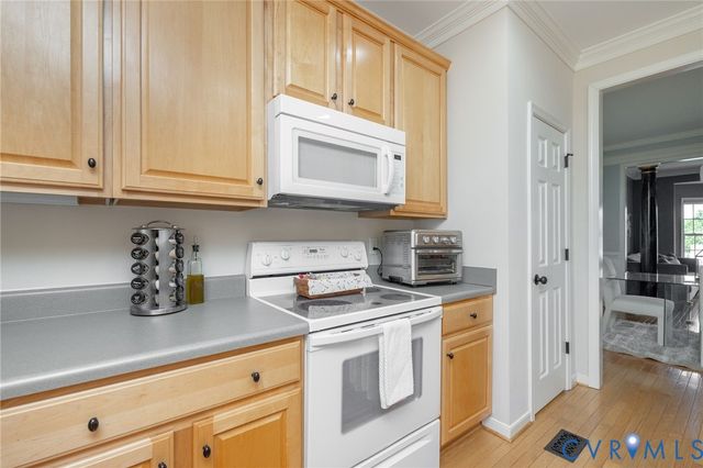 909 Newsome Ct, Goochland, VA 23063