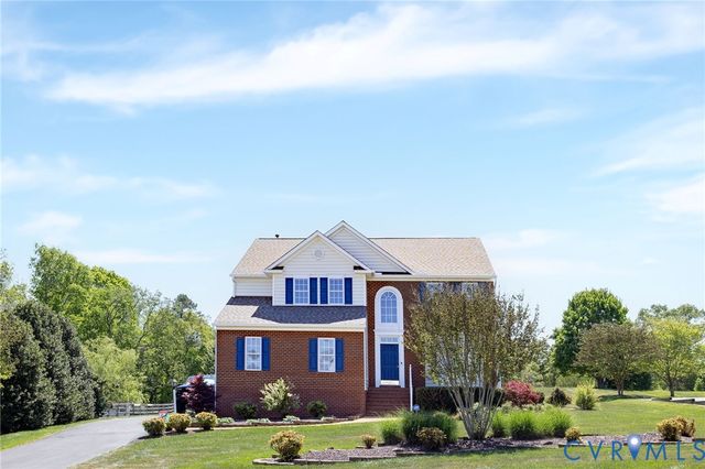 909 Newsome Ct, Goochland, VA 23063