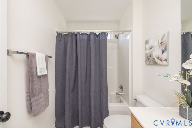 909 Newsome Ct, Goochland, VA 23063