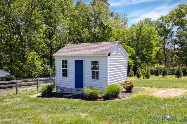 909 Newsome Ct, Goochland, VA 23063