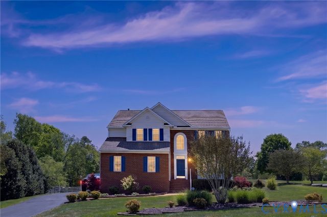 909 Newsome Ct, Goochland, VA 23063