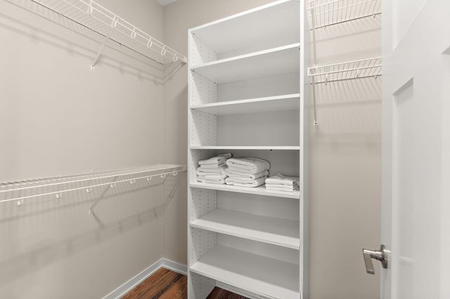 2651 New Century Boulevard S, Maplewood, MN 55119