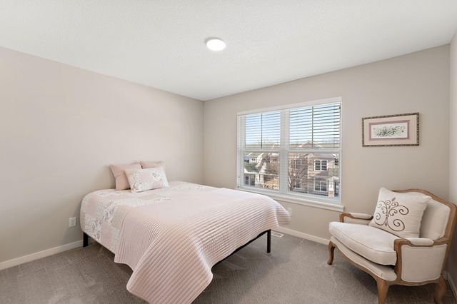 2651 New Century Boulevard S, Maplewood, MN 55119