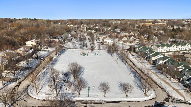 2651 New Century Boulevard S, Maplewood, MN 55119