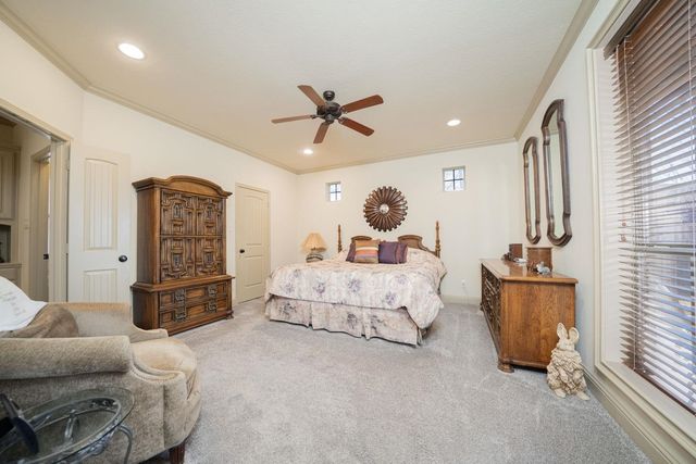 1000 Riverwood, Longview, TX 75604