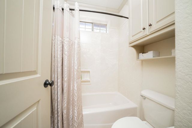 1000 Riverwood, Longview, TX 75604