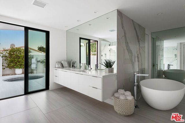 49723 Avenida Montero, La Quinta, CA 92253