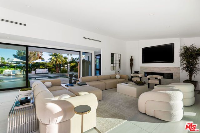 49723 Avenida Montero, La Quinta, CA 92253