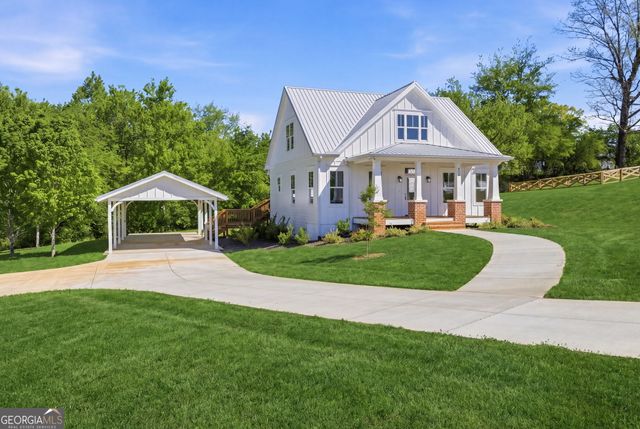 409 Roper Drive, Clarkesville, GA 30523