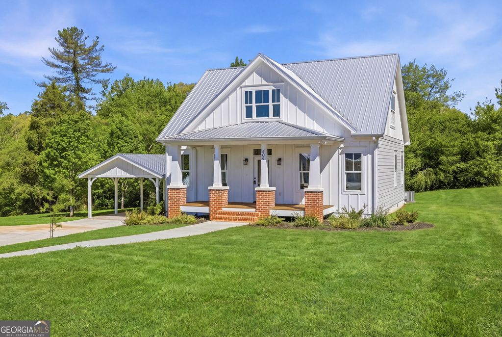 409 Roper Drive, Clarkesville, GA 30523