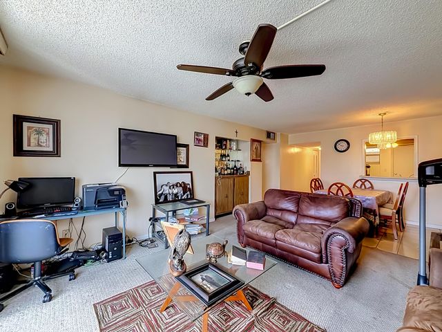 410 NW 68th Avenue 301, Plantation, FL 33317