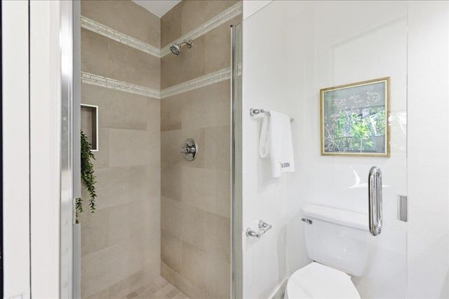 1983 San Luis Avenue 16, Mountain View, CA 94043