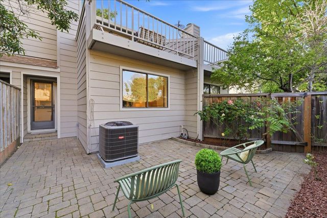1983 San Luis Avenue 16, Mountain View, CA 94043