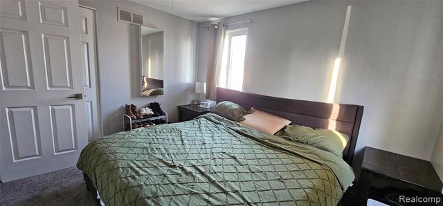 22308 Larch Street, Woodhaven, MI 48183