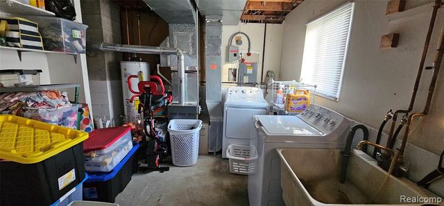 22308 Larch Street, Woodhaven, MI 48183