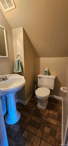 22308 Larch Street, Woodhaven, MI 48183