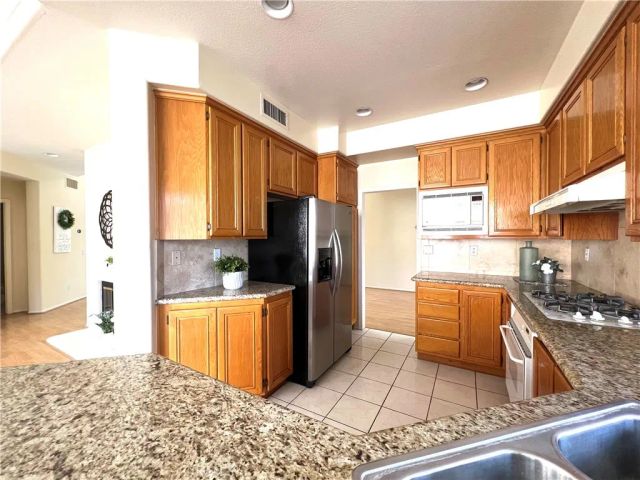 15201 Riviera Lane, La Mirada, CA 90638