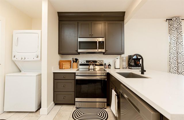 3608 Mcilhenny Street, Houston, TX 77004