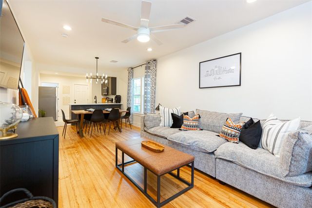 3608 Mcilhenny Street, Houston, TX 77004