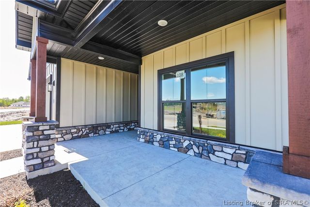 5251 Woodstone Circle 108, Jeffersonville, IN 47130