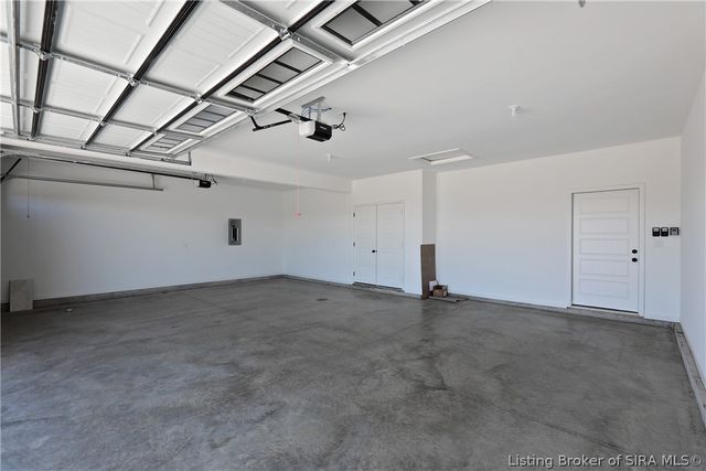 5251 Woodstone Circle 108, Jeffersonville, IN 47130