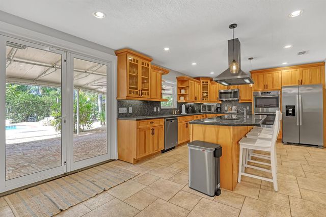 10780 Anderson Lane, Wellington, FL 33449