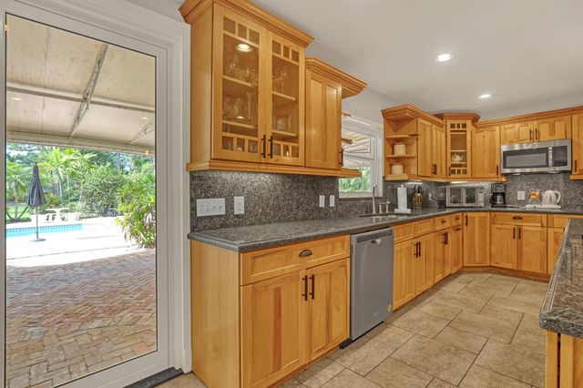 10780 Anderson Lane, Wellington, FL 33449
