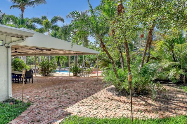 10780 Anderson Lane, Wellington, FL 33449