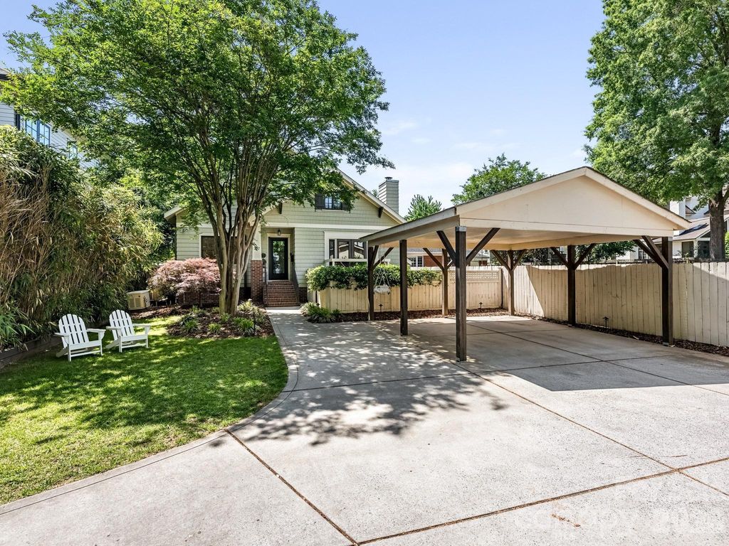 207 Towill Place, Charlotte, NC 28211