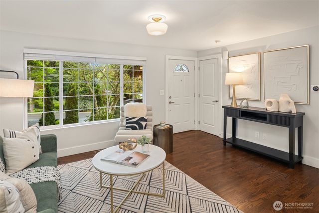2011 NE 97th Street, Seattle, WA 98115