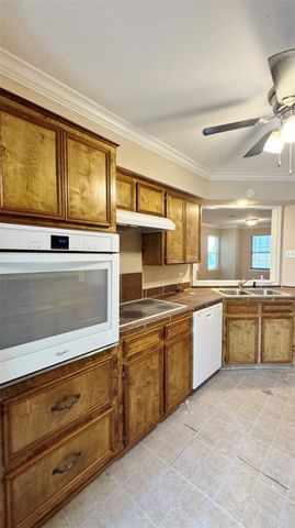 304 Boot Ranch Road, Trinidad, TX 75163