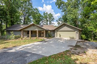 22 Howard Place, Rogers, AR 72756