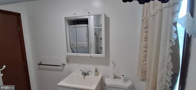 202 HOLY CROSS ST, Brooklyn, MD 21225