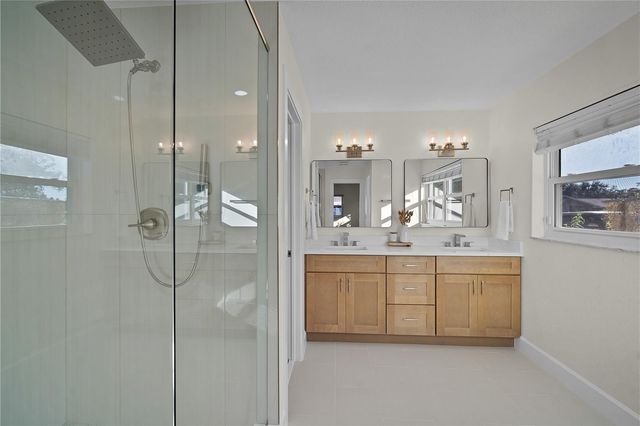 4989 E WIND STREET, Orlando, FL 32812