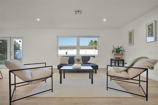 4989 E WIND STREET, Orlando, FL 32812