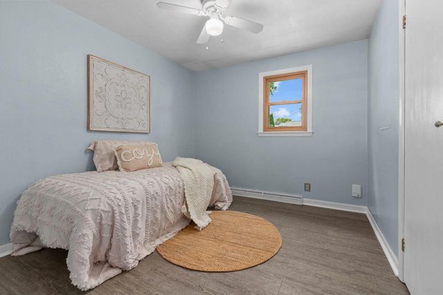 2213 N BENNETT STREET, Appleton, WI 54914