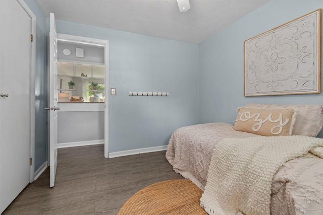 2213 N BENNETT STREET, Appleton, WI 54914