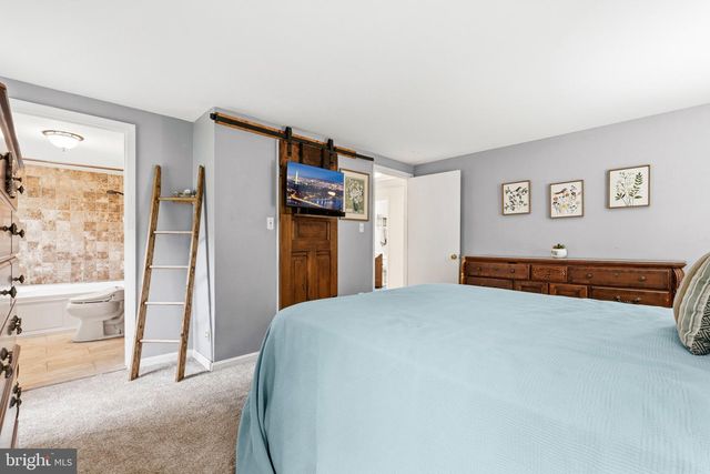 5839 NEW ENGLAND WOODS DR, Burke, VA 22015
