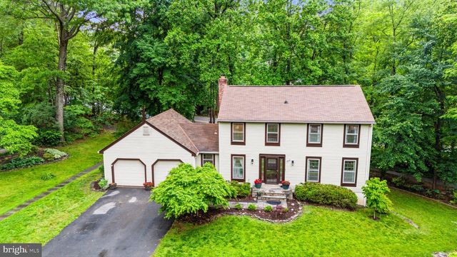 5839 NEW ENGLAND WOODS DR, Burke, VA 22015