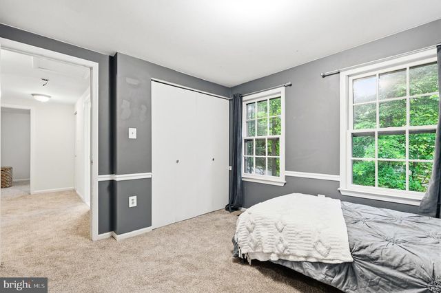 5839 NEW ENGLAND WOODS DR, Burke, VA 22015
