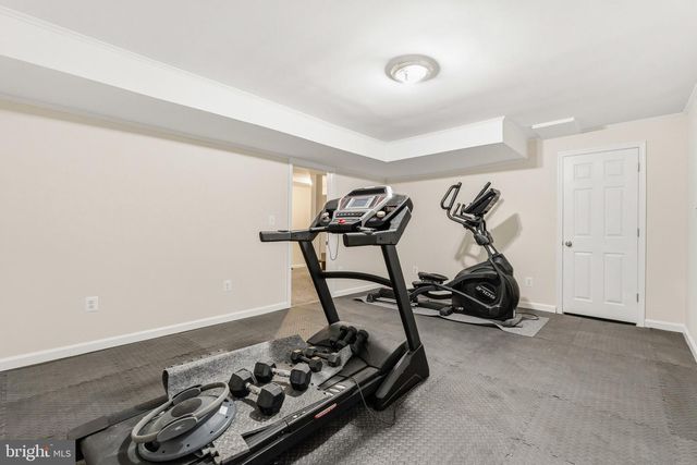 5839 NEW ENGLAND WOODS DR, Burke, VA 22015