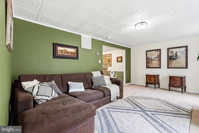 5839 NEW ENGLAND WOODS DR, Burke, VA 22015