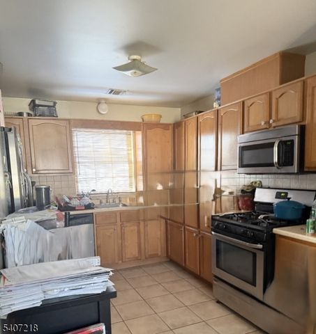54 Melrose Ave, East Orange City, NJ 07018