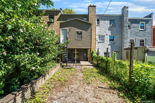 1010 E 230th Street, Bronx, NY 10466