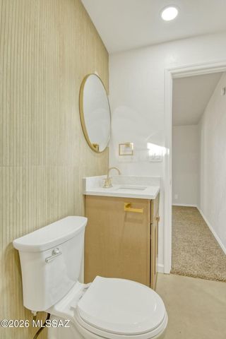 8261 E 18th Street, Tucson, AZ 85710