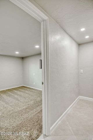 8261 E 18th Street, Tucson, AZ 85710